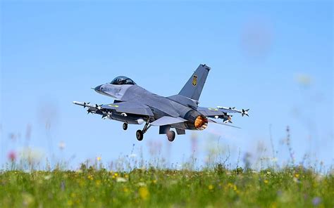 F-16 electronic warfare