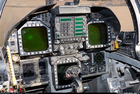 F-18 Block 3 Cockpit Displays and Controls