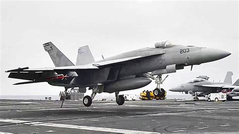 F-18 Super Hornet carrier operations