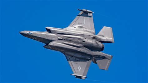 Comparison of F-35 and Eurofighter Typhoon design