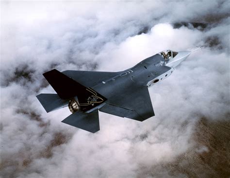 F-35 Joint Strike Fighter