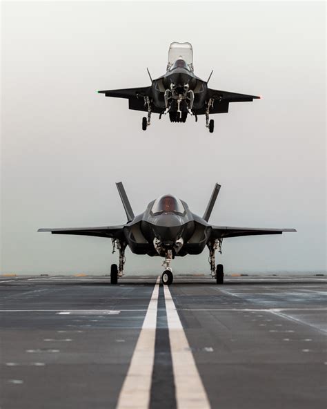 F-35B Lightning II fighter jet on HMS Queen Elizabeth