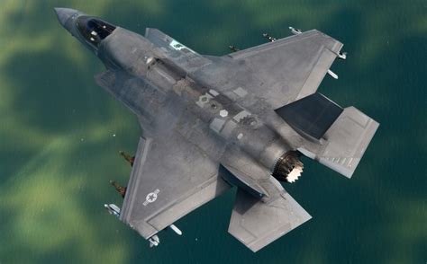 F/A-XX fighter showcasing advanced propulsion systems