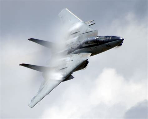 F-14 Tomcat flight