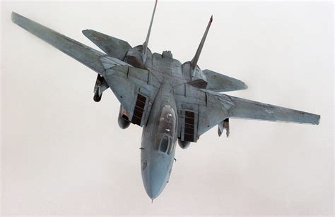 F14 Tomcat with ordnance