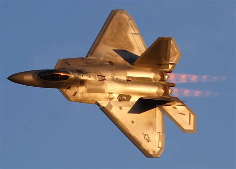 F-22 Raptor night flight