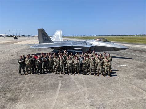 F-22 Raptor Air-to-Air Combat