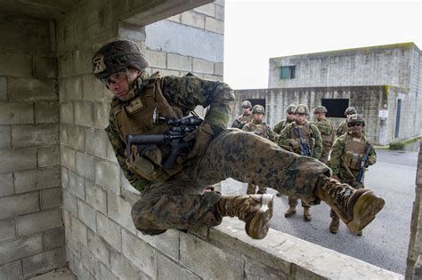 Fast Marines training