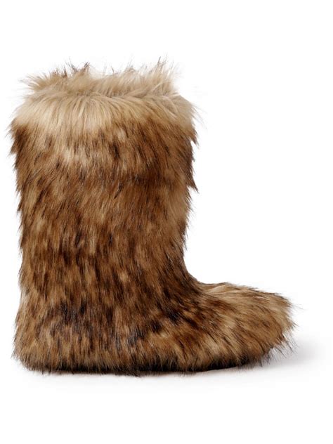 Faux fur boots