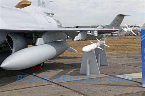 FC-1 Fighter Jet Missiles