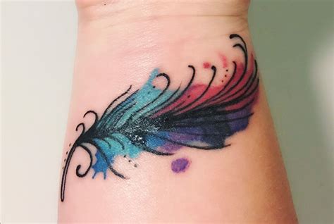 Description of Feather Tattoo Designs