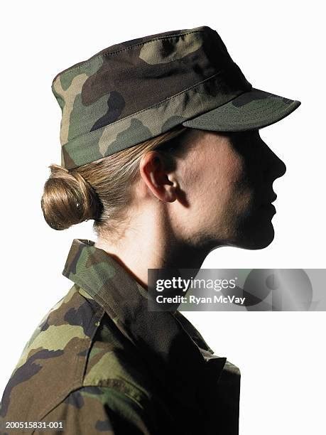 Female soldier vertical jump