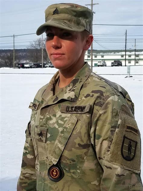 Female Soldiers in Medicine