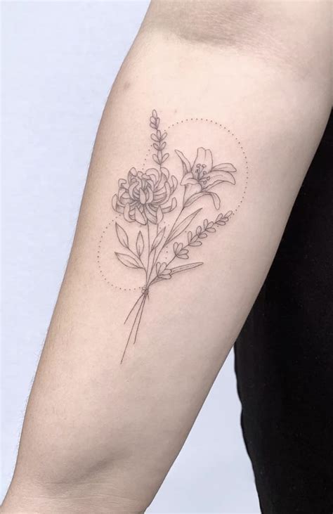 Fine line tattoo expert in Los Angeles