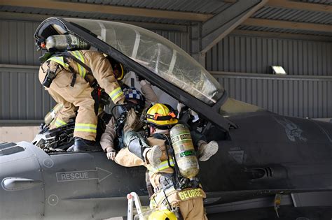 Firefighting pilot