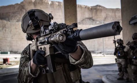 FN SCAR Special Forces Combat Assault Rifle