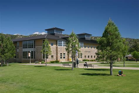 Fort Lewis education options