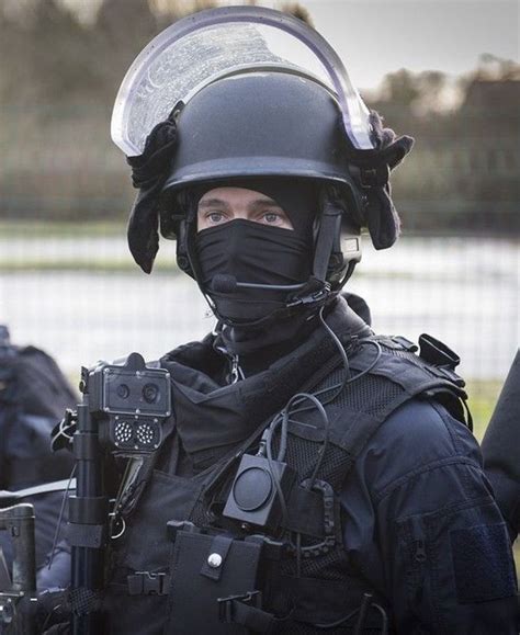 French GIGN soldiers in action