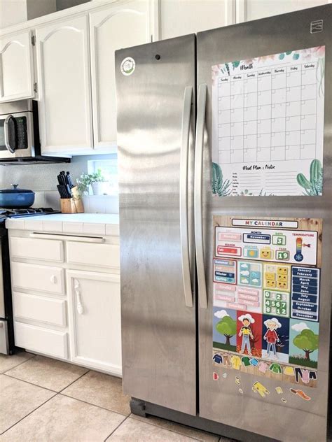 Fridge Calendar Organization Tips