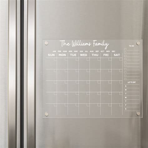 Fridge calendars with integrated grocery lists