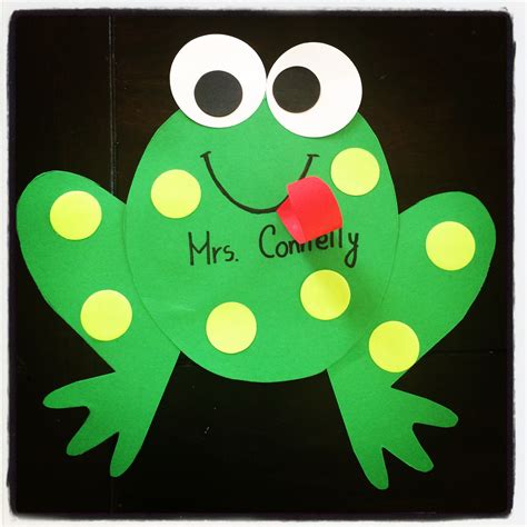 Frog arts and crafts for children