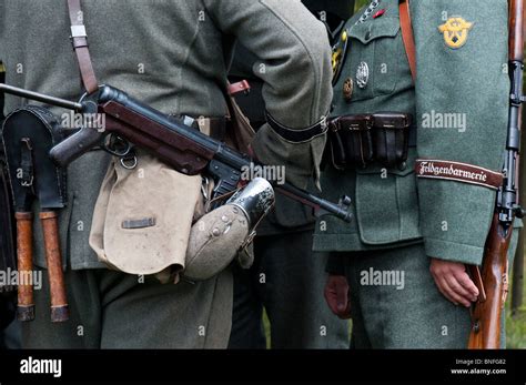 German Soldiers with MP 40