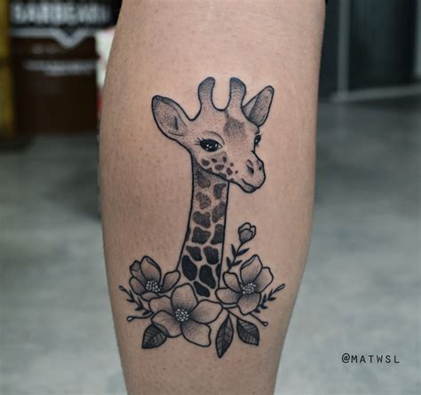 Giraffe tattoo meaning