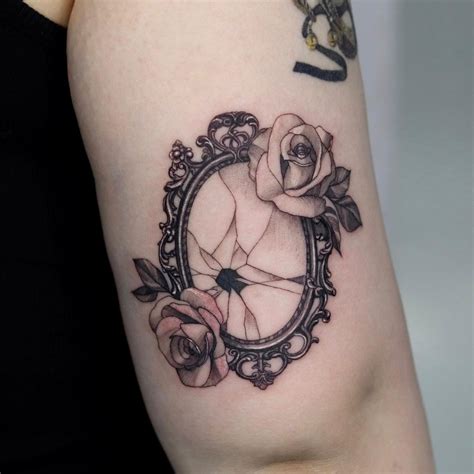 Glass tattoo styles