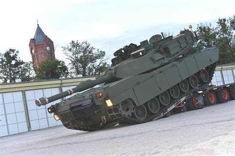 Global Security Abrams Tank