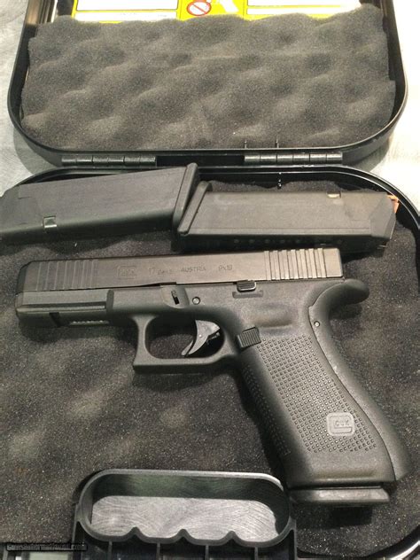 Glock 17