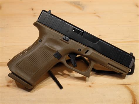 Glock 19