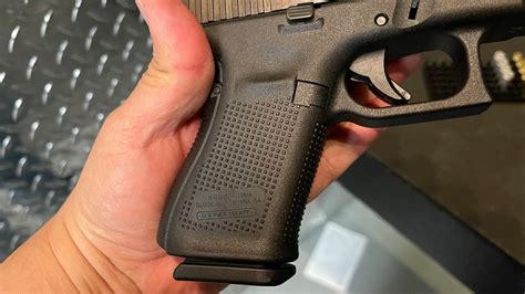 Glock 19 Review