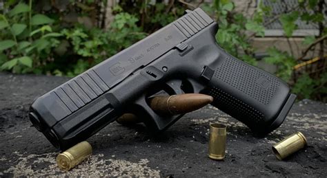 Glock 19 review