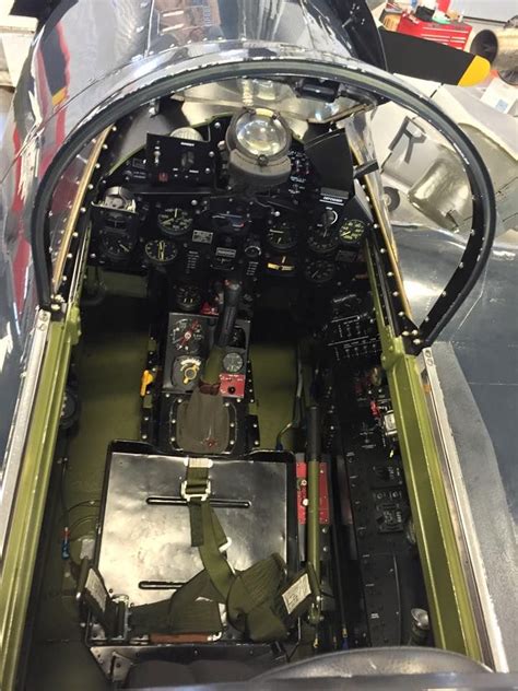 Grumman F8F Bearcat cockpit