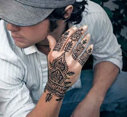 Guy henna tattoos