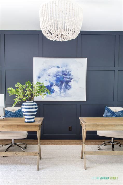 Hale Navy Benjamin Moore Example