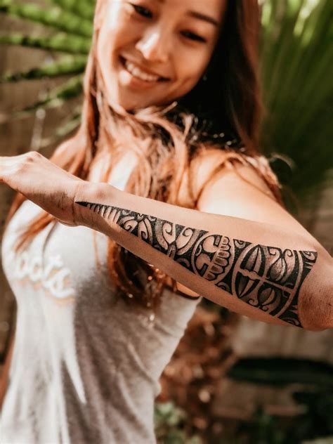 Hawaiian Traditional Tattoo Culture