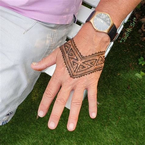 Henna tattoo designs for guys