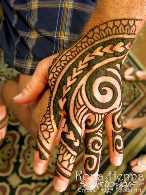 Henna tattoo ideas for men