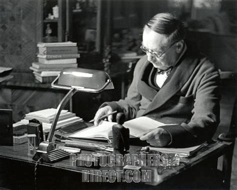 H.G. Wells writing desk