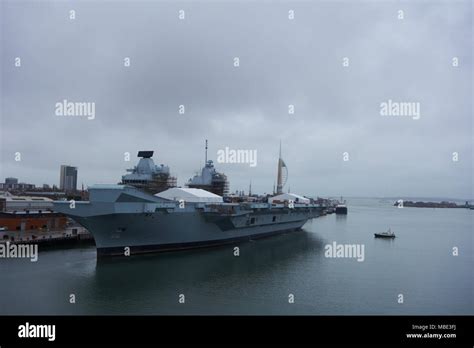 HMS Queen Elizabeth maintenance