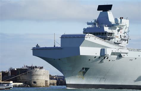 HMS Queen Elizabeth public visit