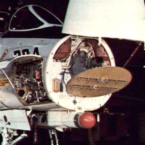 Hughes AWG-9 Radar System