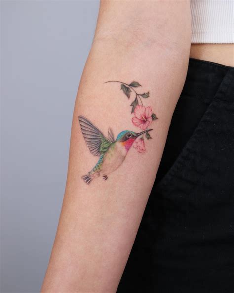 Hummingbird and flower tattoo styles