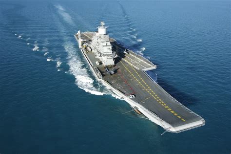 INS Vikramaditya (R33)