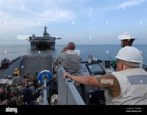 Iwo Jima LHD 7 humanitarian assistance