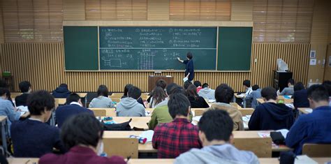 Japanese University Liberal Arts Calendar Structure