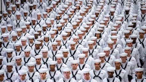 Join the US Navy