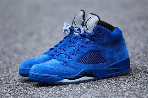 Jordan 5 Blue Sneaker