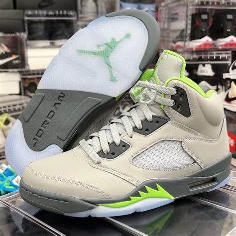 Jordan 5 Green Sneaker